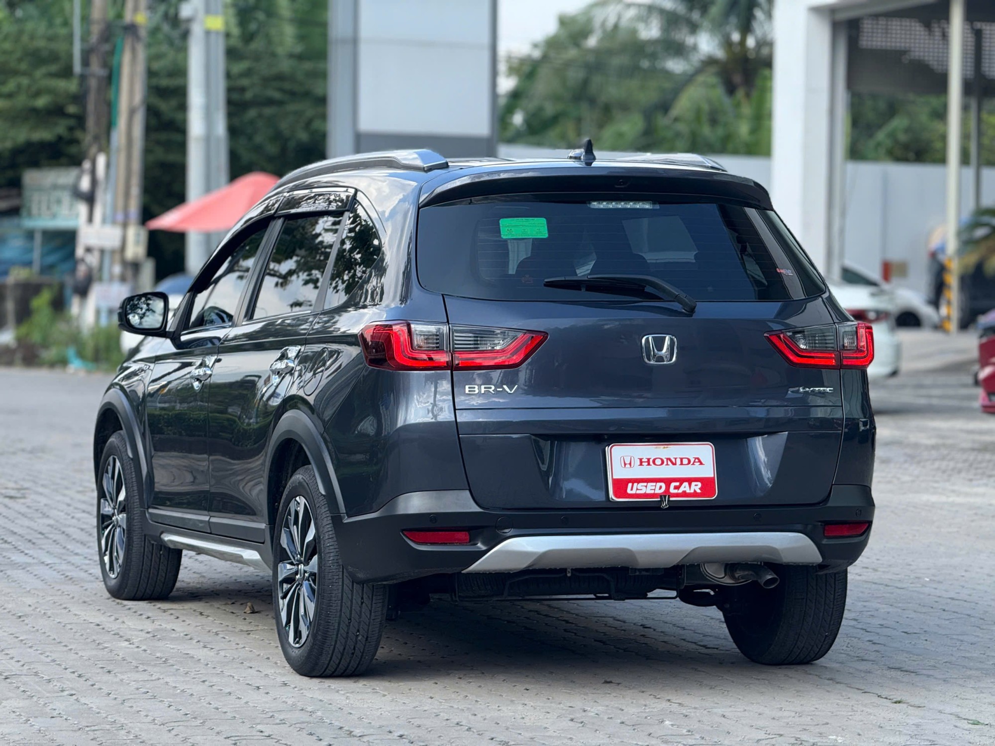 Honda BR-V L Xám 2024